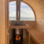 Ekkeroy - Arctic Living Under The Northern Lights Vadsø