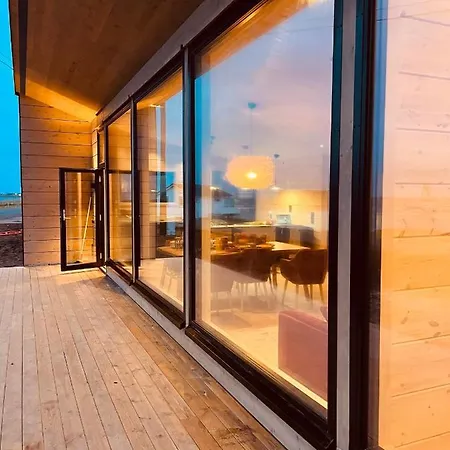 Villa Ekkeroy - Arctic Living Under The Northern Lights Vadsø