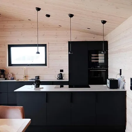 Ekkeroy - Arctic Living Under The Northern Lights * Vadsø