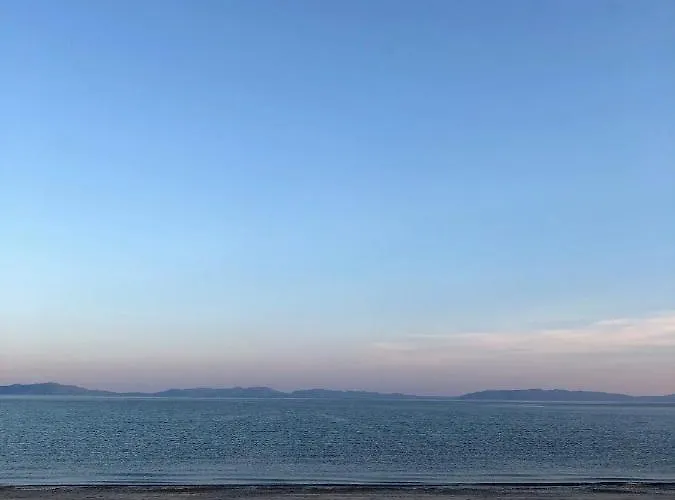 Ekkeroy - Arctic Living Under The Northern Lights Villa