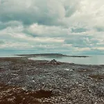 Ekkeroy - Arctic Living Under The Northern Lights Villa Vadsø
